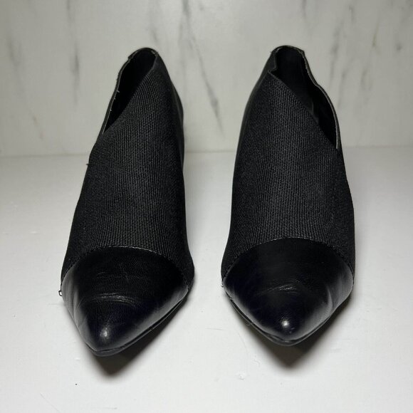 Bandolino Heels Womens Size 9M Black Isannah Pointed Toe Kitten Leather Slip On - Picture 1 of 9